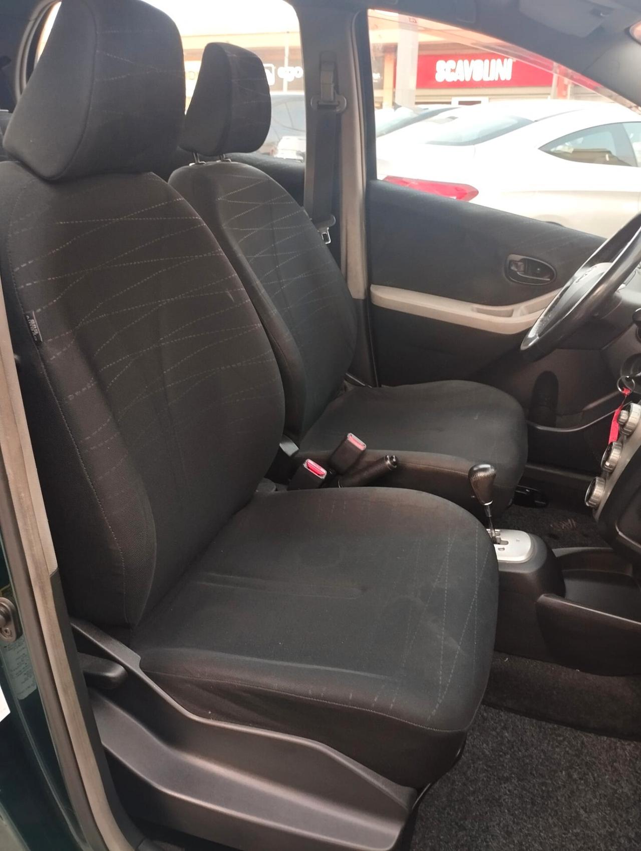 Toyota Yaris 1.4 D-4D 5 porte Sol