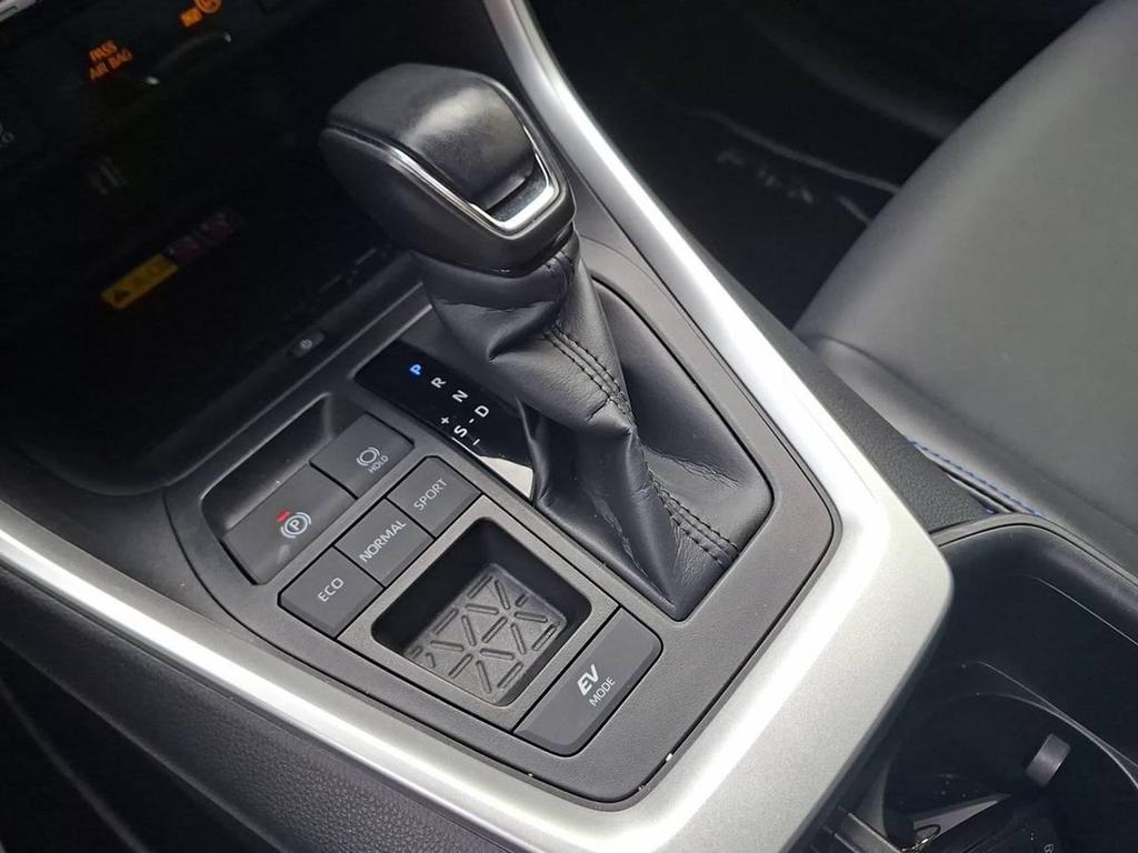 Toyota RAV4 2.5 VVT-iE Hybrid Style 2WD E-CVT