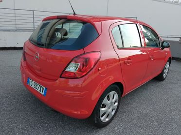 Opel Corsa 1.2 benzina garanzia