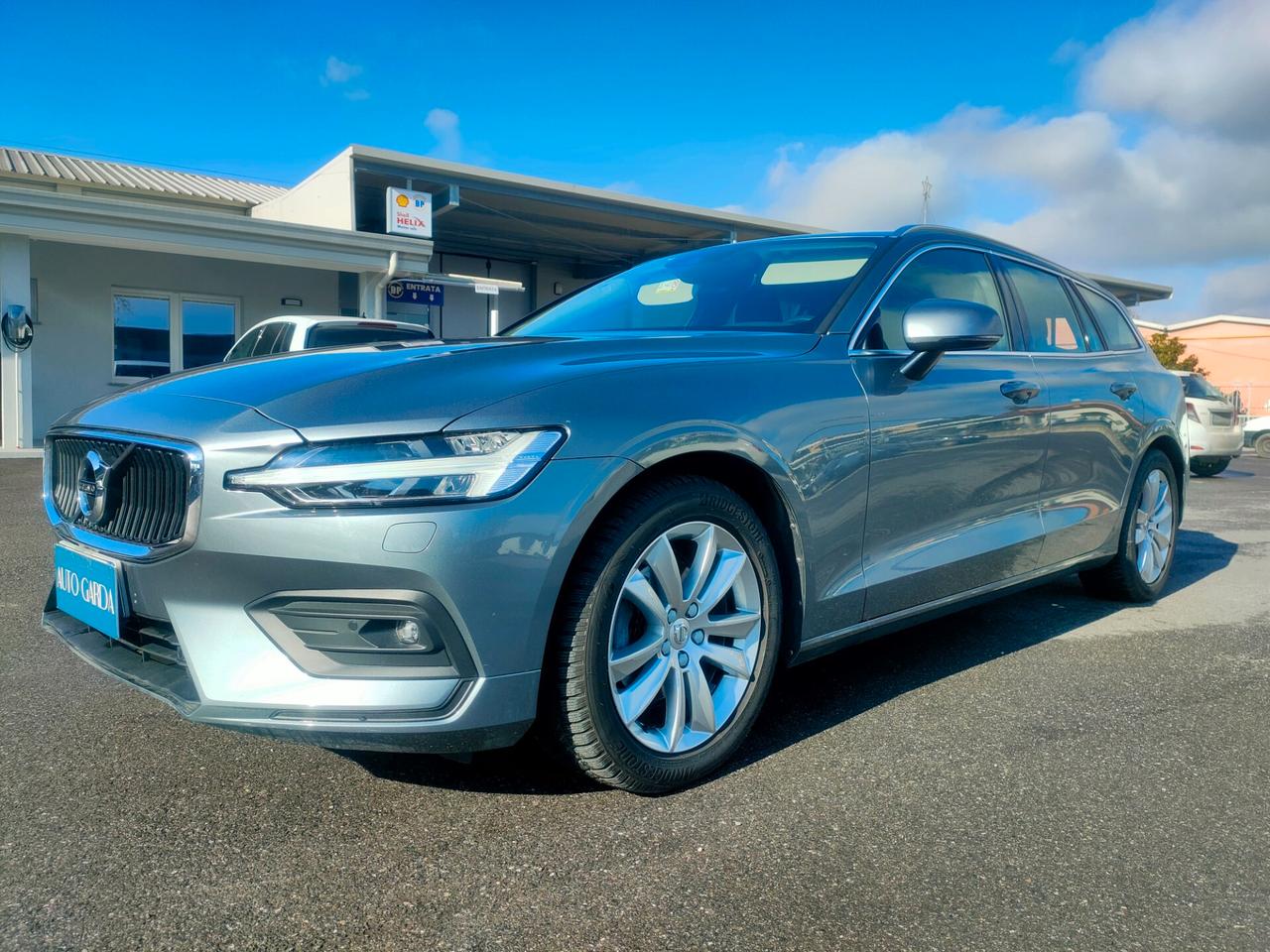Volvo V60 B4 Geartronic Momentum Business Pro