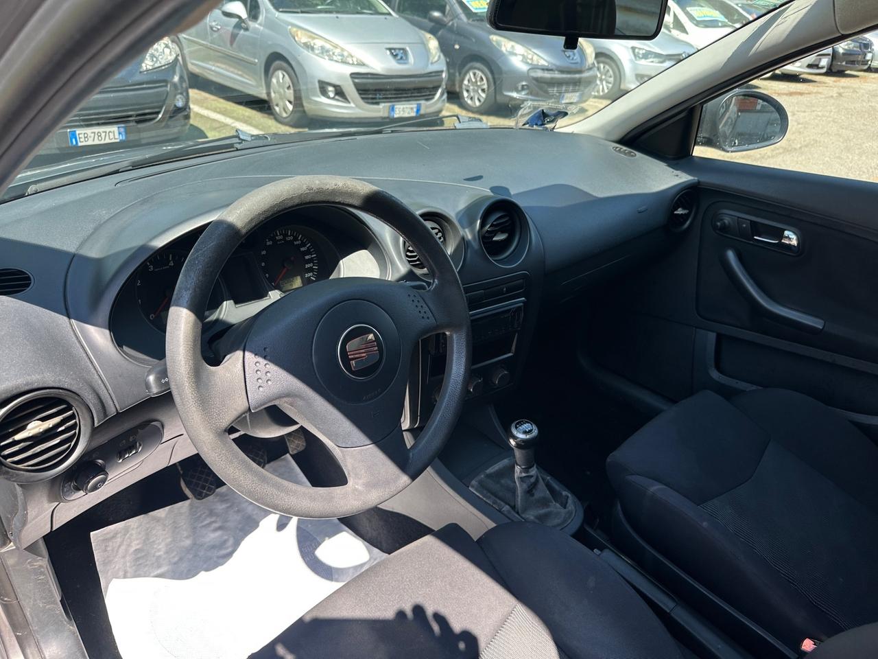 Seat Ibiza 1.4 16V 5p. Stylance