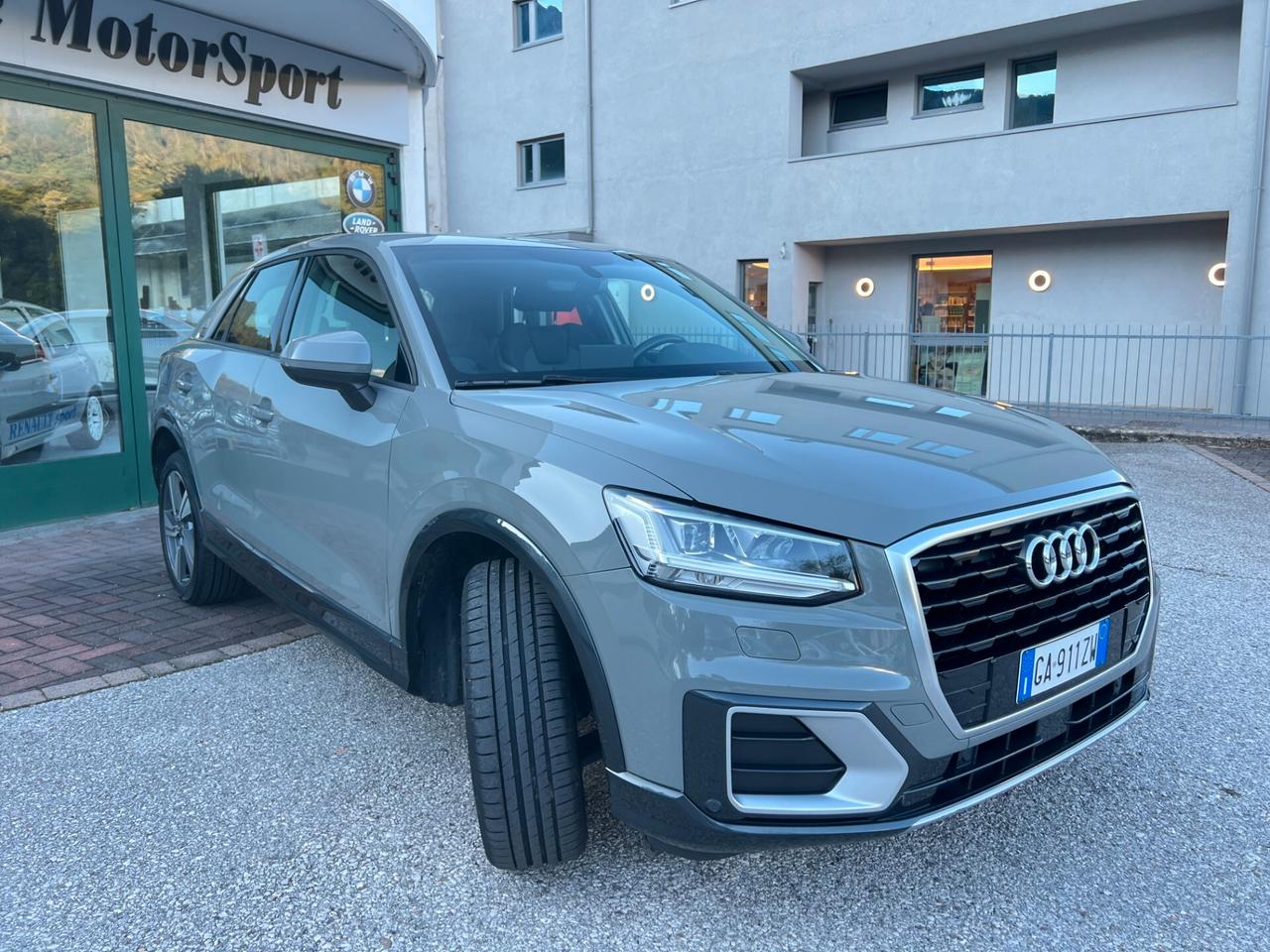 Audi Q2 30 TDI S tronic Business Design