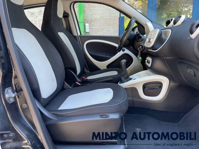 SMART ForFour 1.0 PASSION 71CV VOLANTE MULTIFUNZIONE BLUETOOTH
