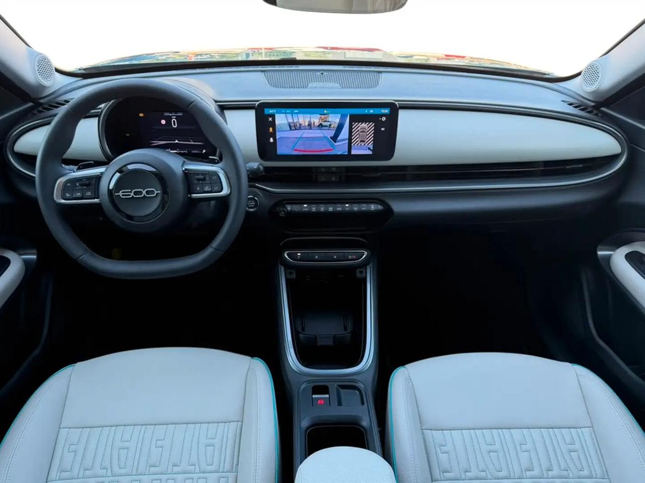 Fiat 600 Hybrid 110 CV DCT MHEV La Prima