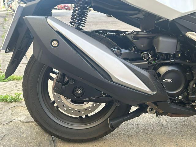 HONDA Forza 350