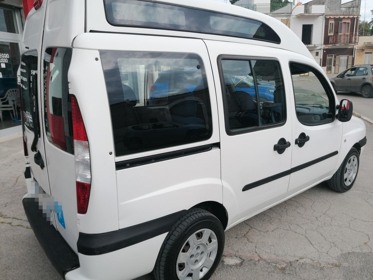Fiat Doblo 1.9 JTD TRASPORTO DISABILI