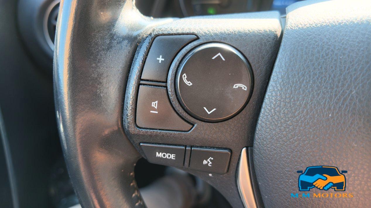 Toyota Auris 5 Porte Auris 1.8h Lounge cvt