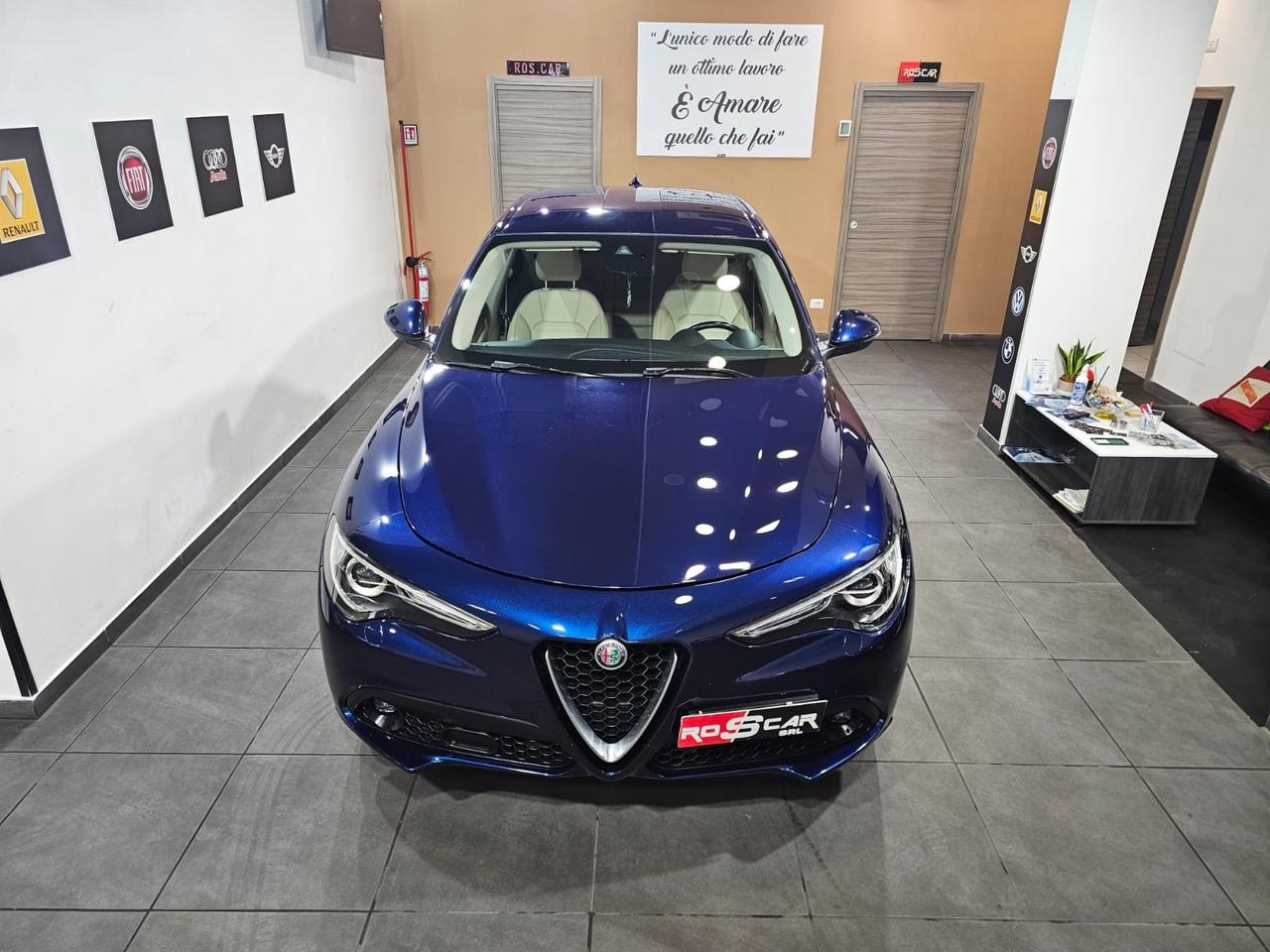 Stelvio 2.2 Q4 210 CV AT8 Executive