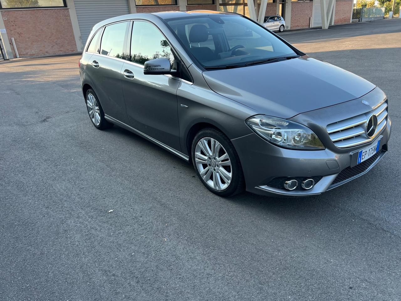Mercedes-benz B 180 CDI BlueEFFICIENCY Executive