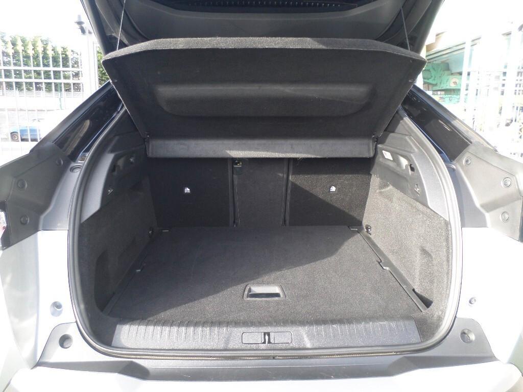 Peugeot 3008 Hybrid 136 e-DCS6 GT