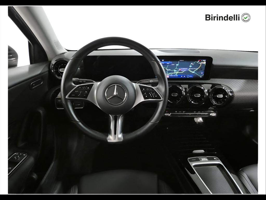 Mercedes-Benz Classe A (W177) - A 180 d Automatic Progressive Advanced
