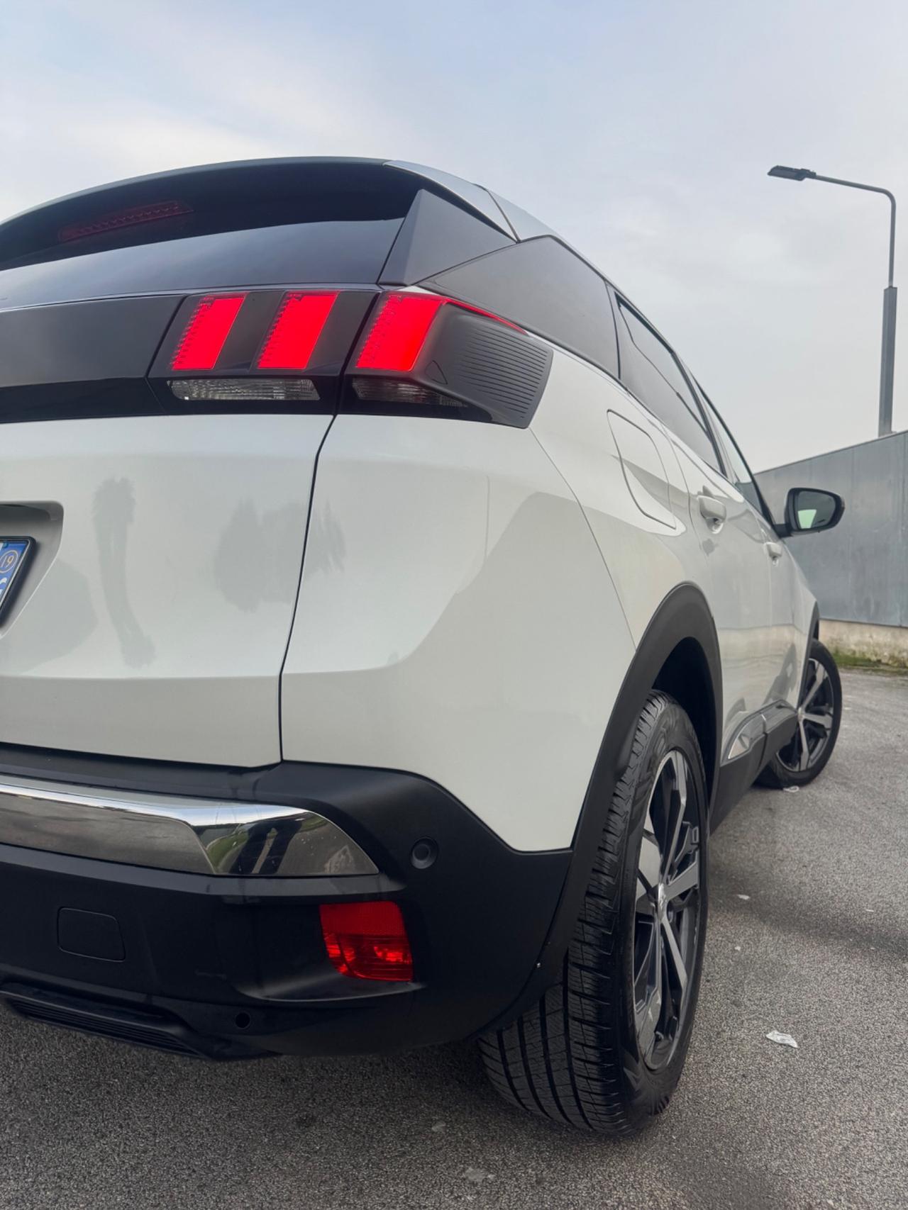 Peugeot 3008 BlueHDi 130 S&S Aut. Allure