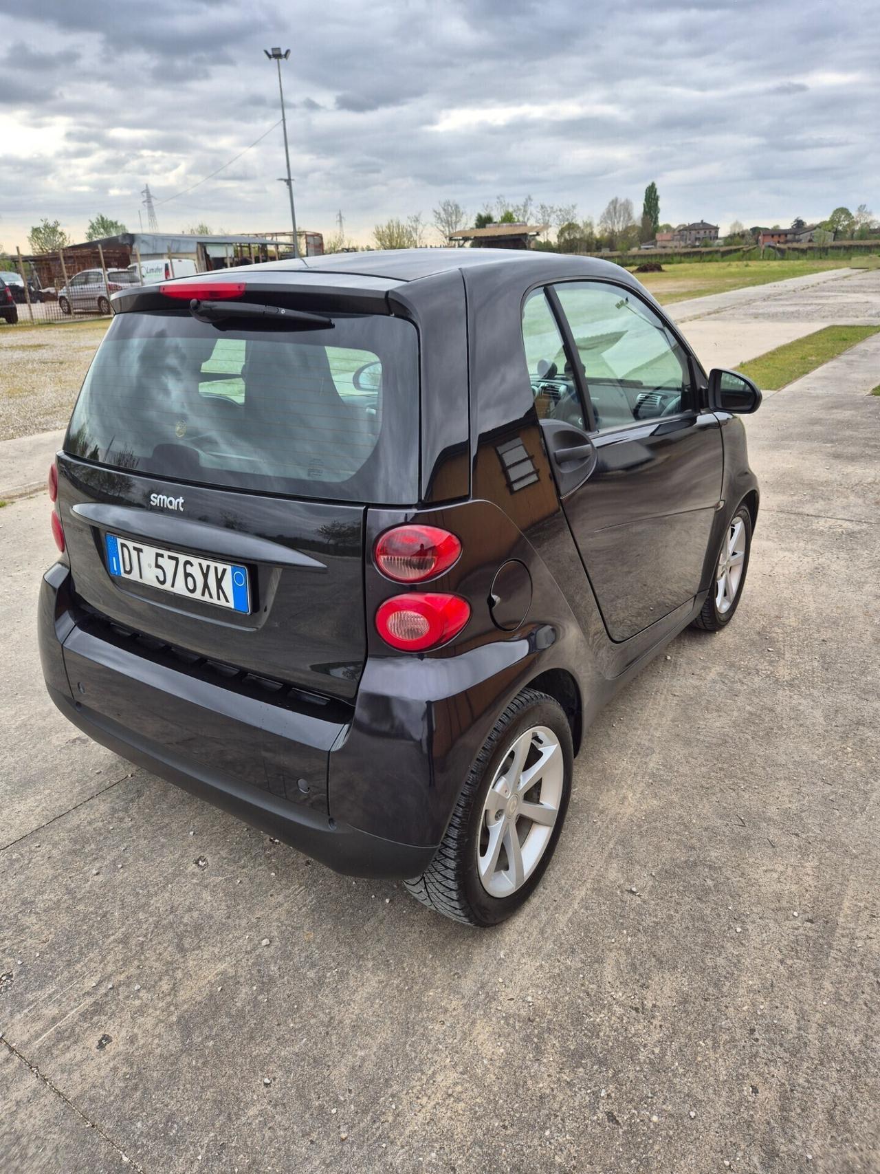 Smart ForTwo 1000 52 kW coup pure