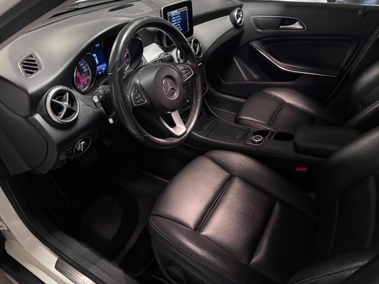 Mercedes-benz GLA 220 d Automatic 4Matic Premium