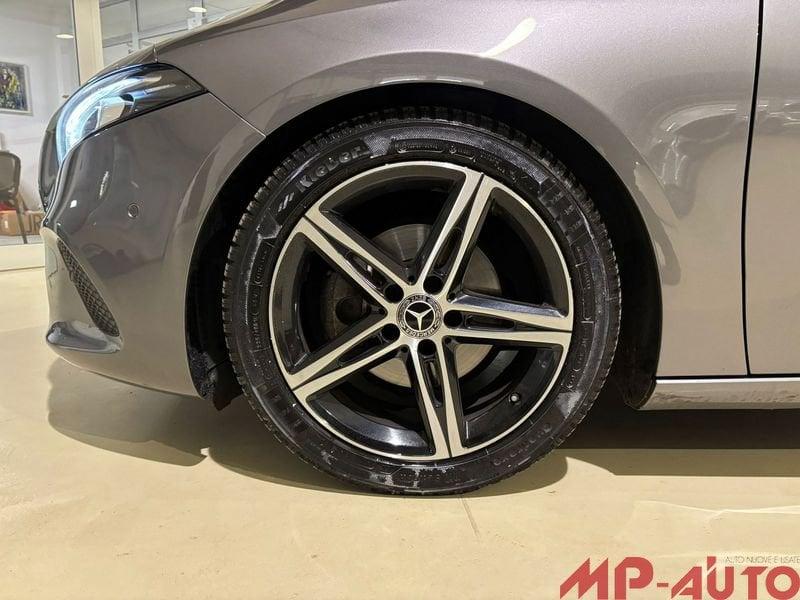 Mercedes-Benz Classe A A 180 d Automatic Sport SEDILI SPORTIVI - TETTO APRIBILE