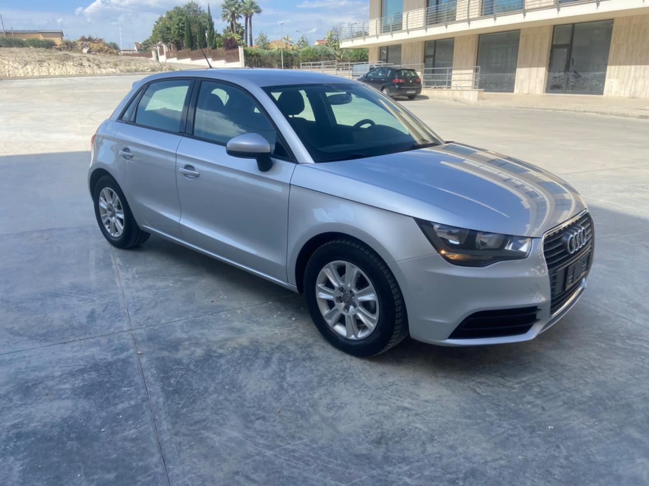 Audi A1 1.6 TDI 90 cv sportback 2014