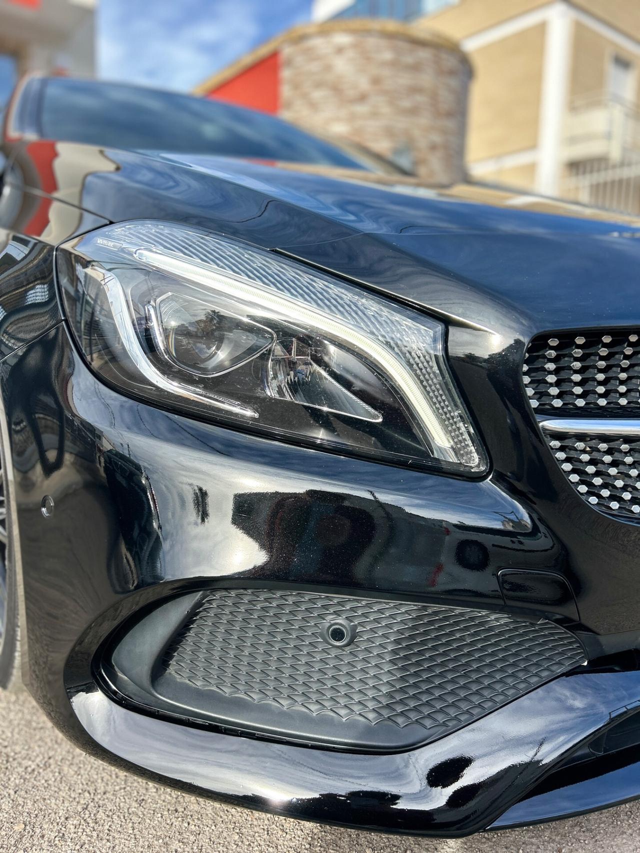 Mercedes-benz A160d Premium AMG -2017