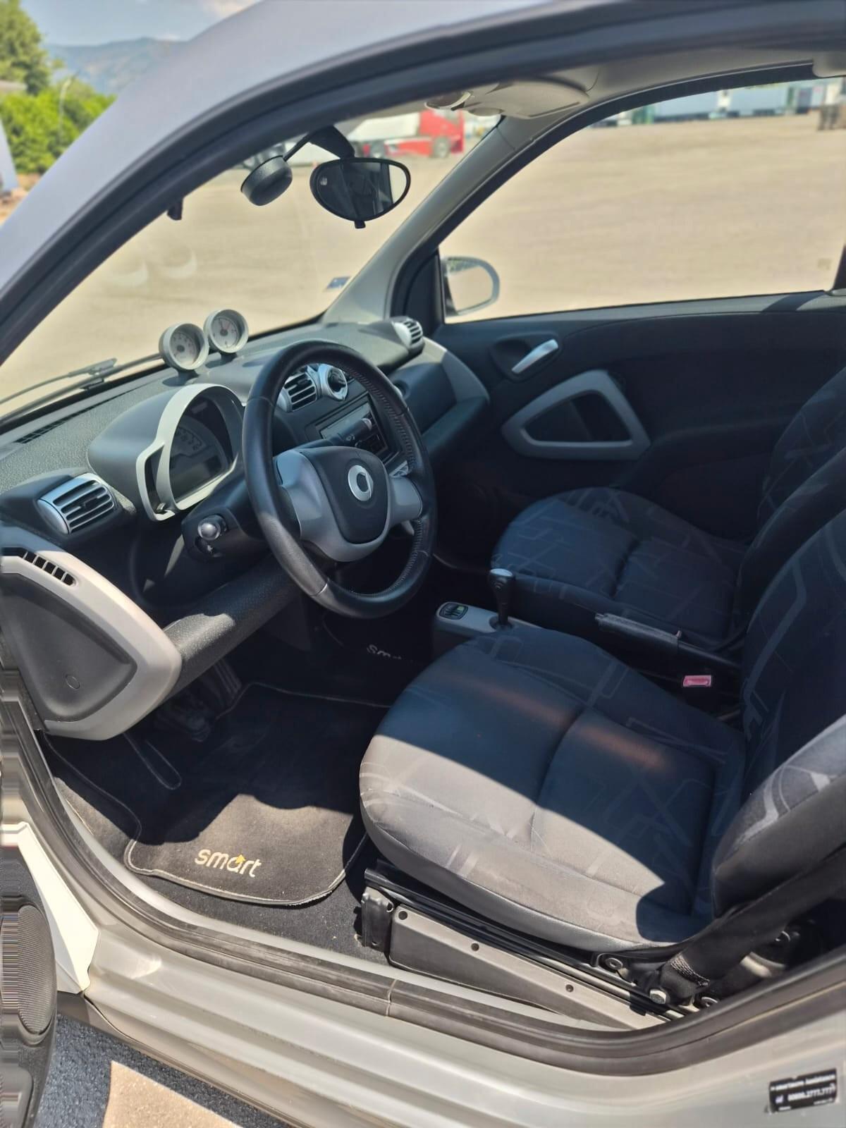 Smart ForTwo 1000 52 kW MHD coupé passion