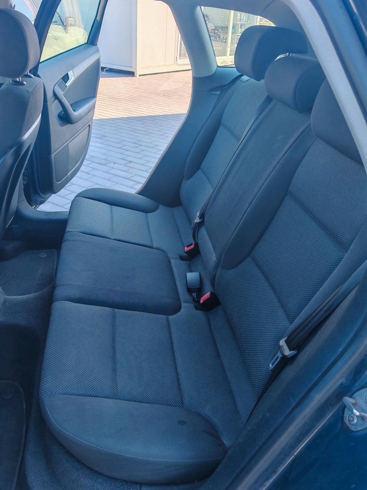 AUDI A3 5P 1.6 TDI 90 CV ,OK NEOPATENTATI .