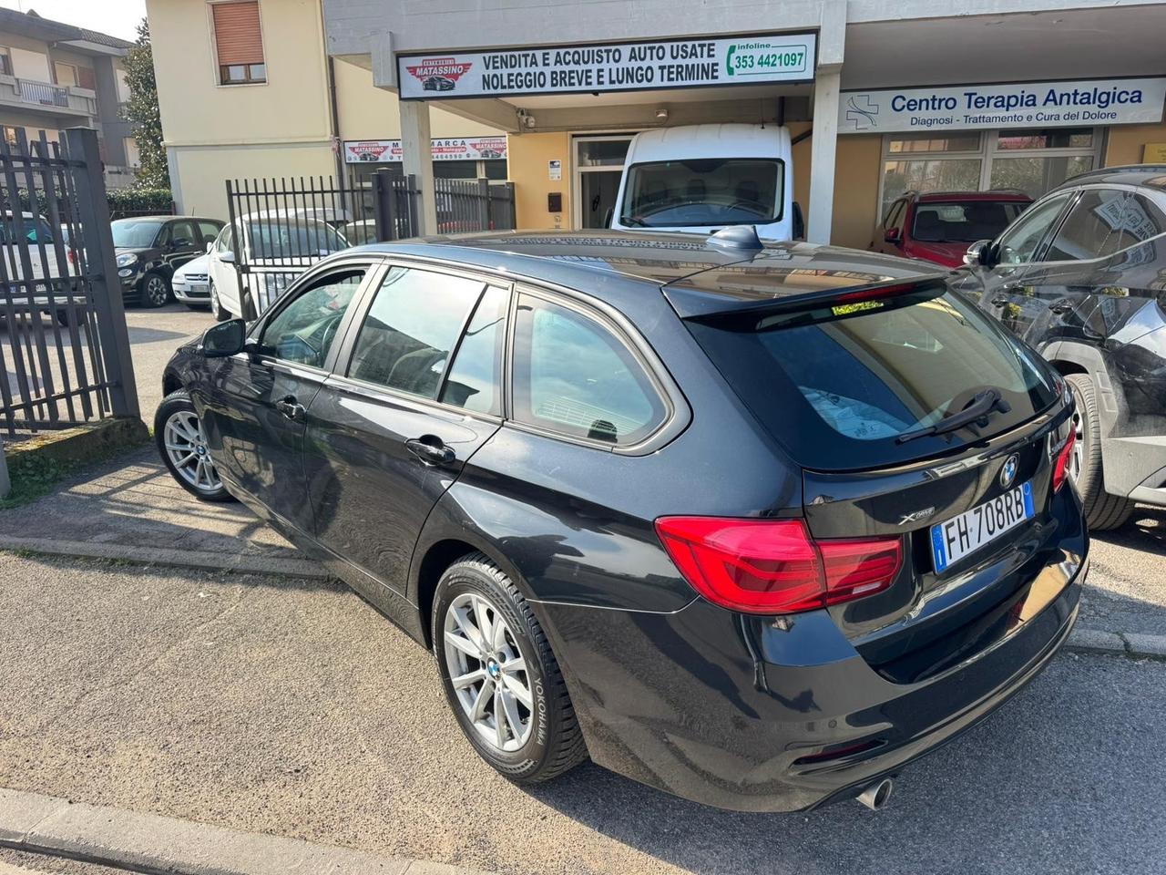 Bmw 318 318d Touring Luxury Xdrive