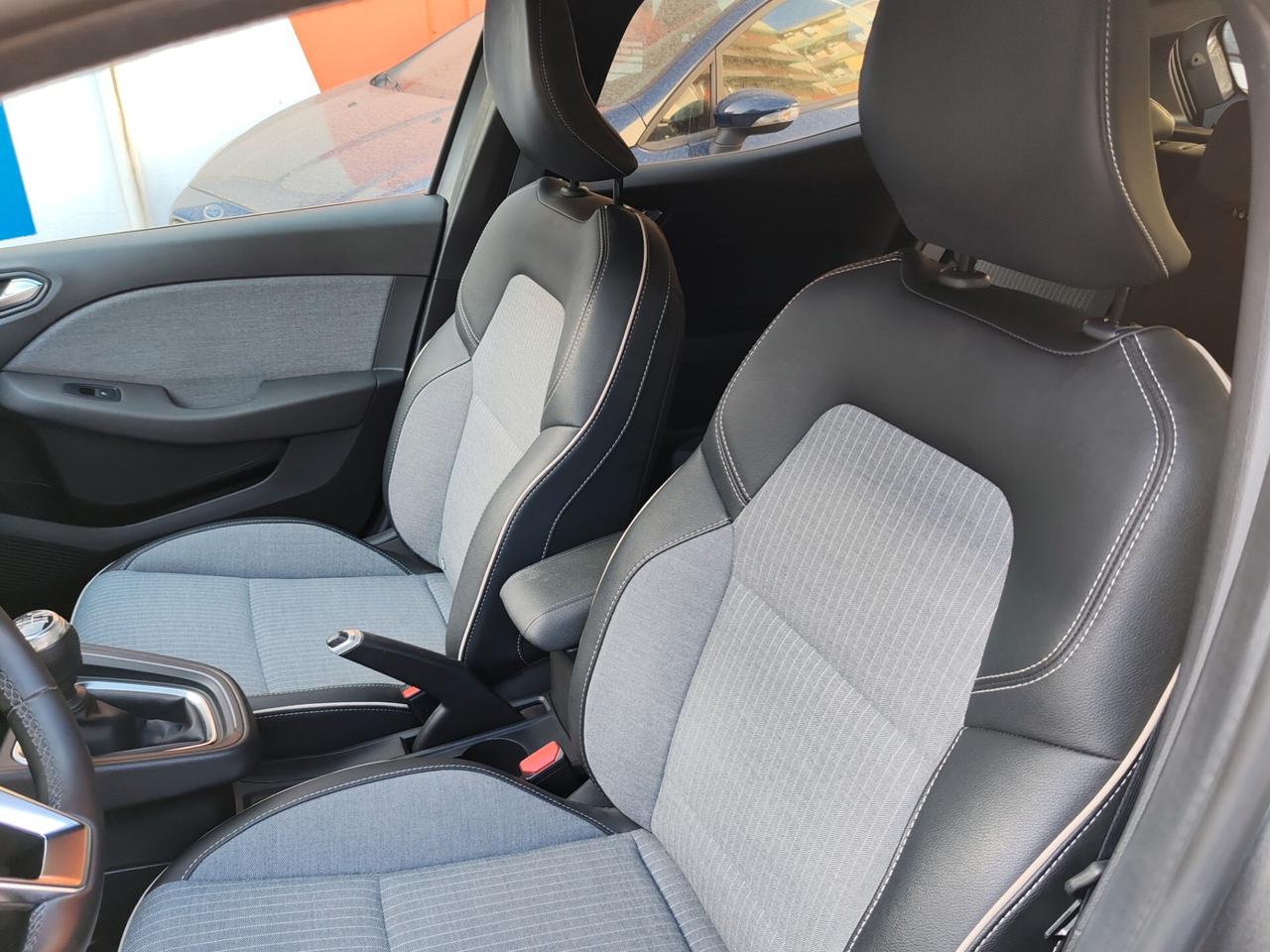 Renault Clio TCe 90 CV 5 porte Techno