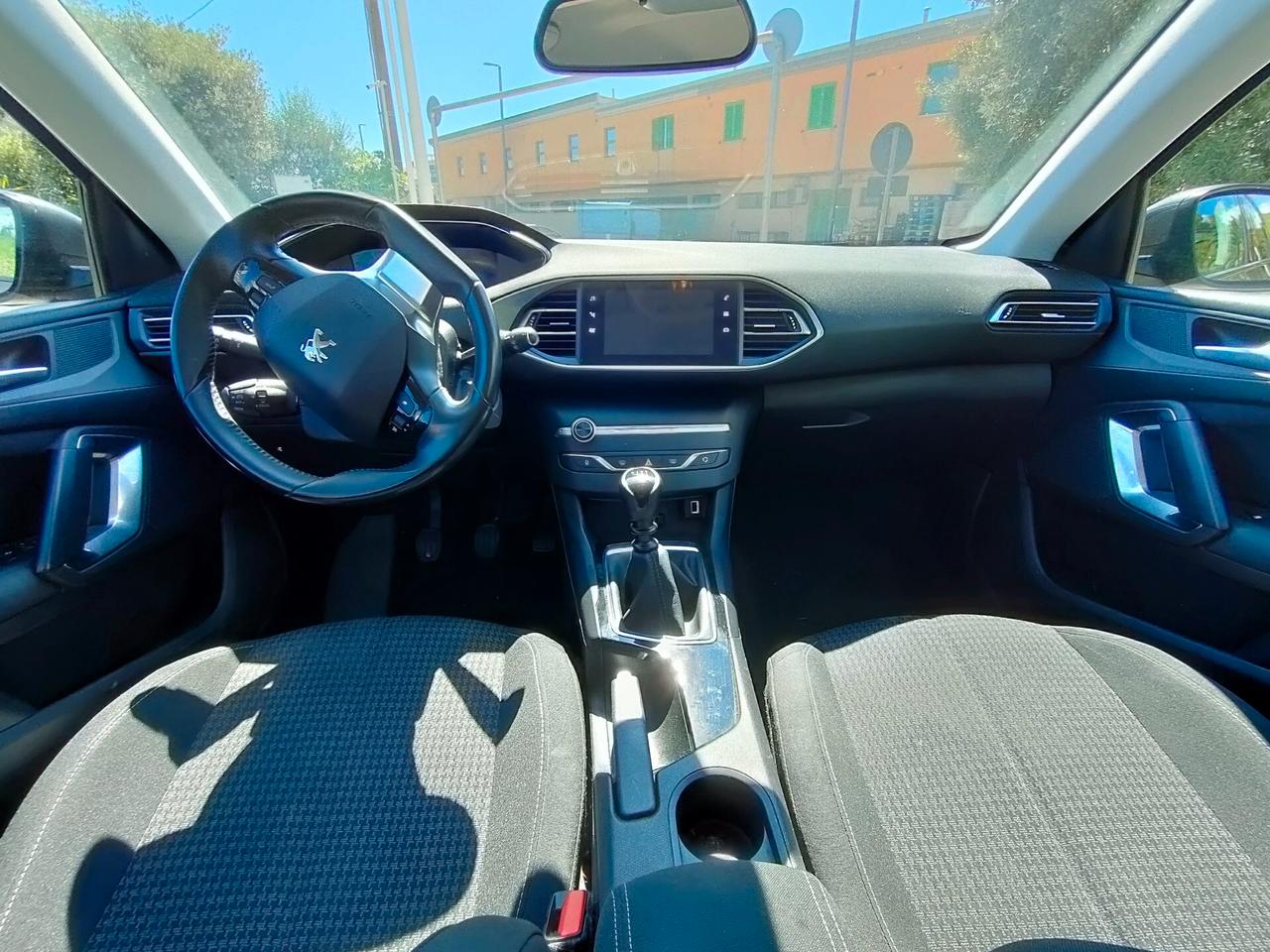 Peugeot 308 BlueHDi 130 S&S SW GT