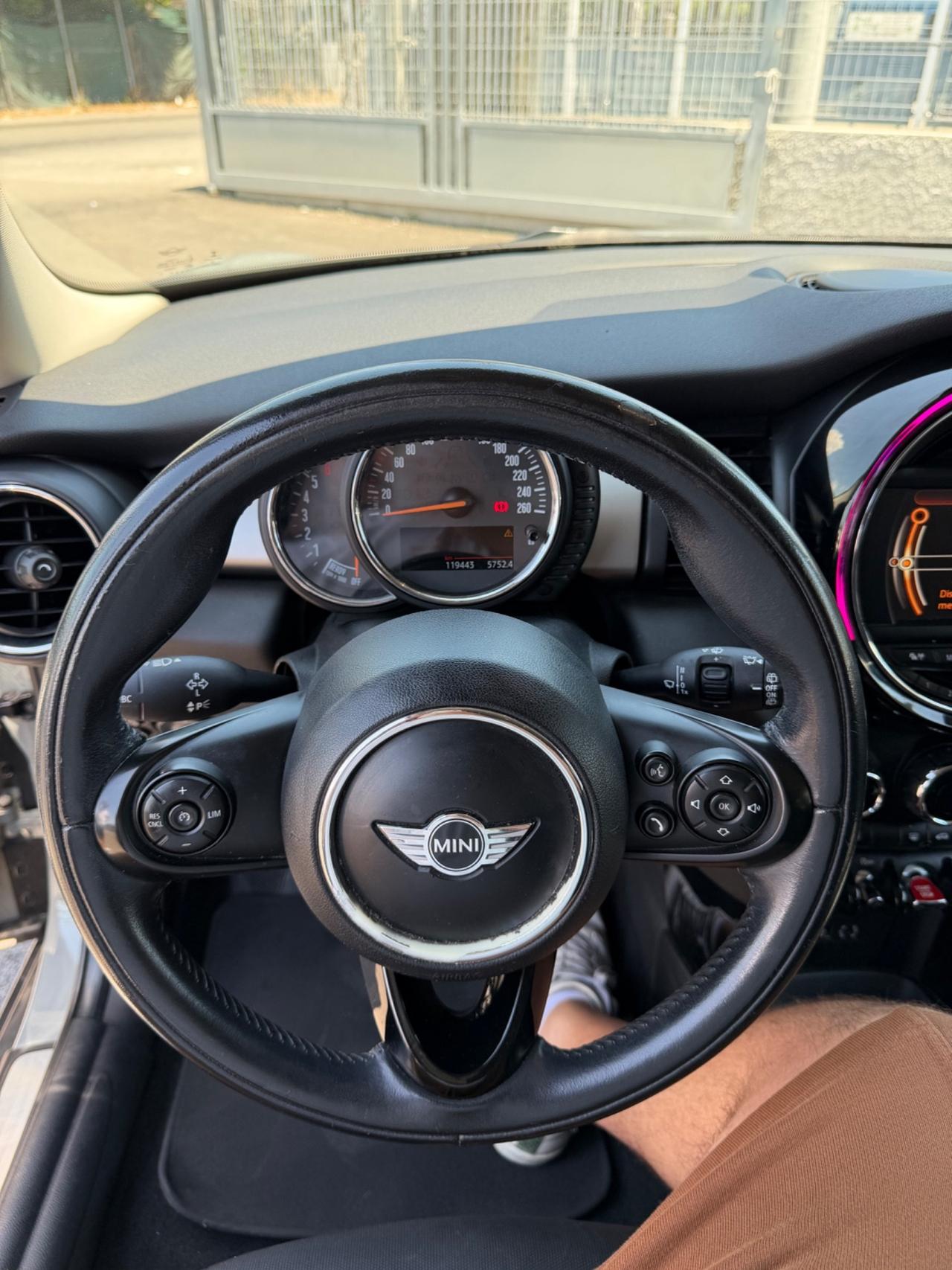MINI COOPER 1.5 D HYPE PERFETTA