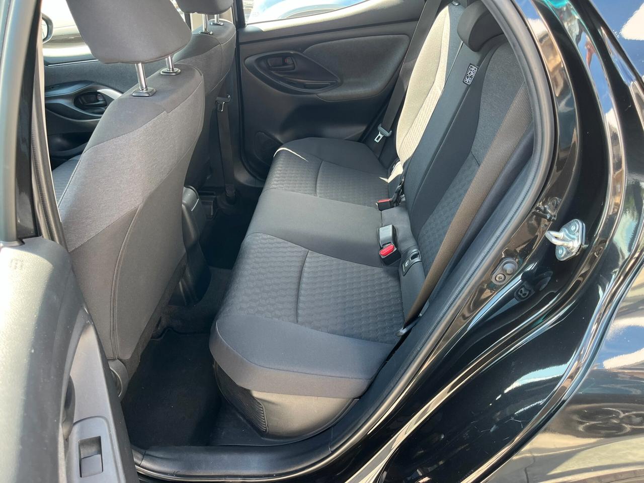 Toyota Yaris 1.5 Hybrid 5 porte Trend