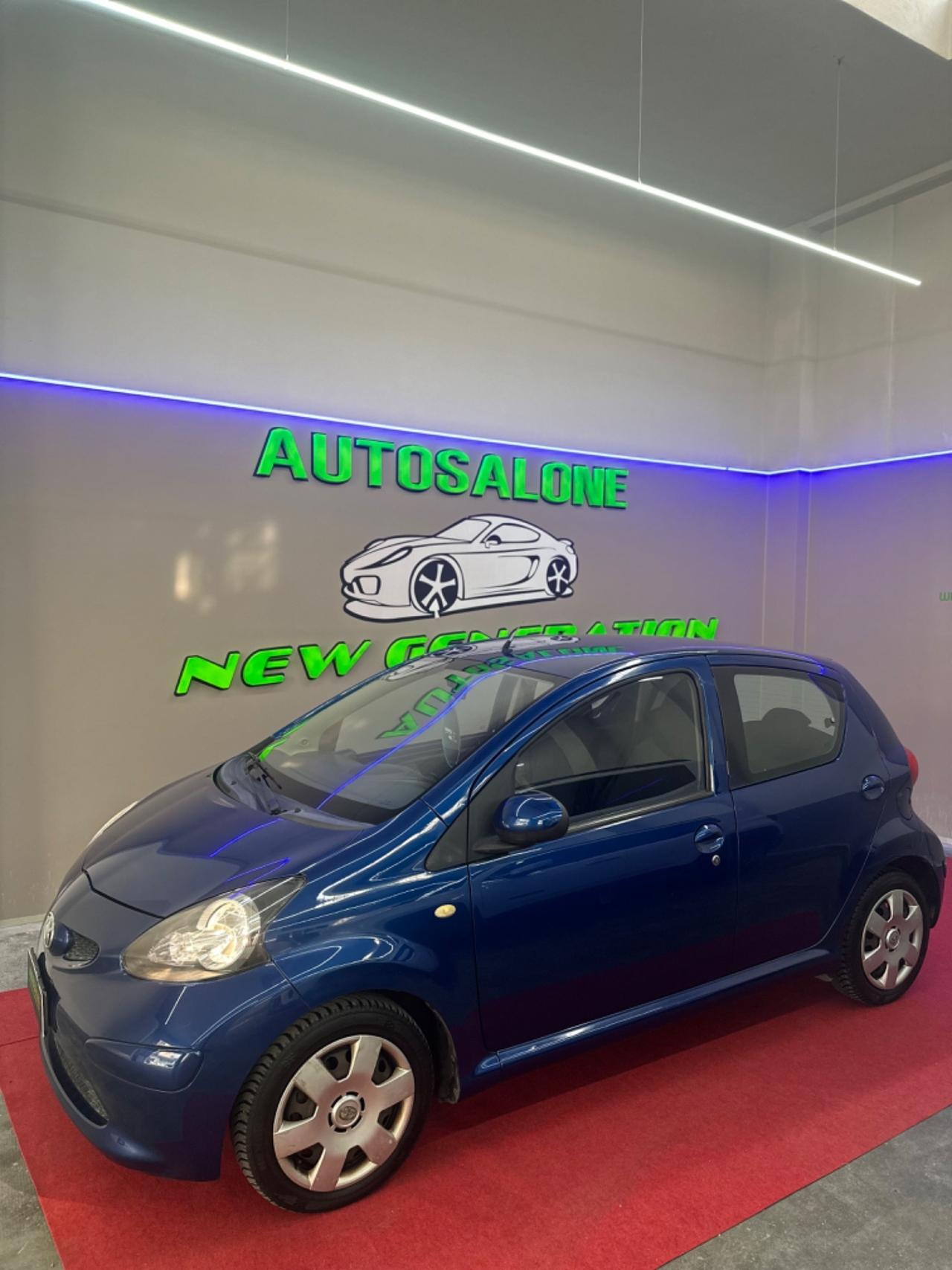 Toyota Aygo 1.0 12V VVT-i 5 porte Griffe