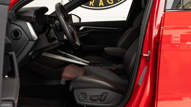 AUDI S3 Sedan TFSI quattro S tronic MATRIX