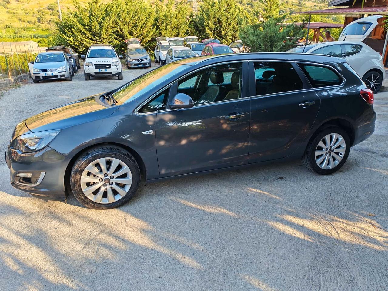 Opel Astra 1.4 Turbo 140CV Sports Tourer GPL Tech Cosmo
