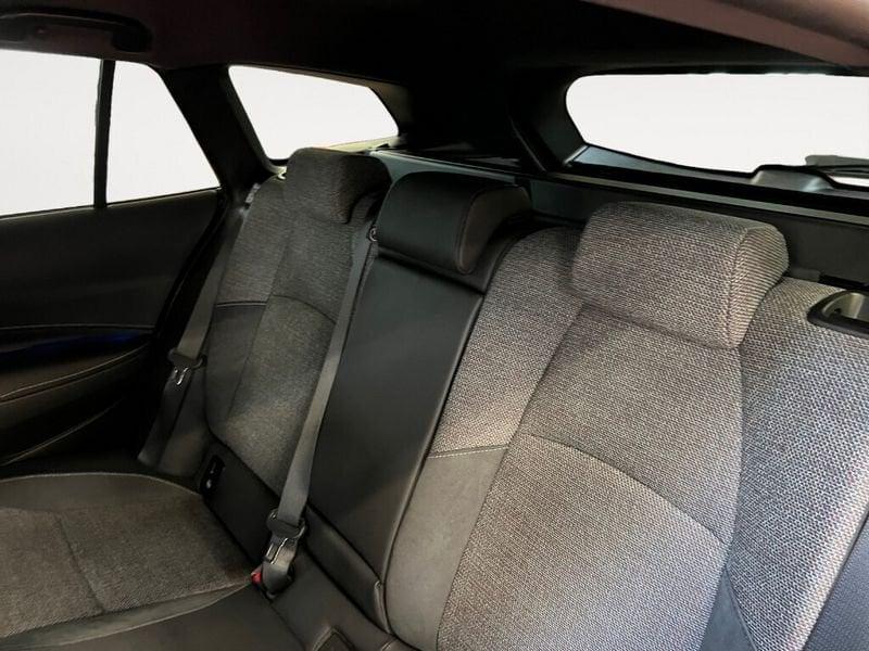 Toyota Corolla (2018-->) Active 2.0 Hybrid Touring Sports