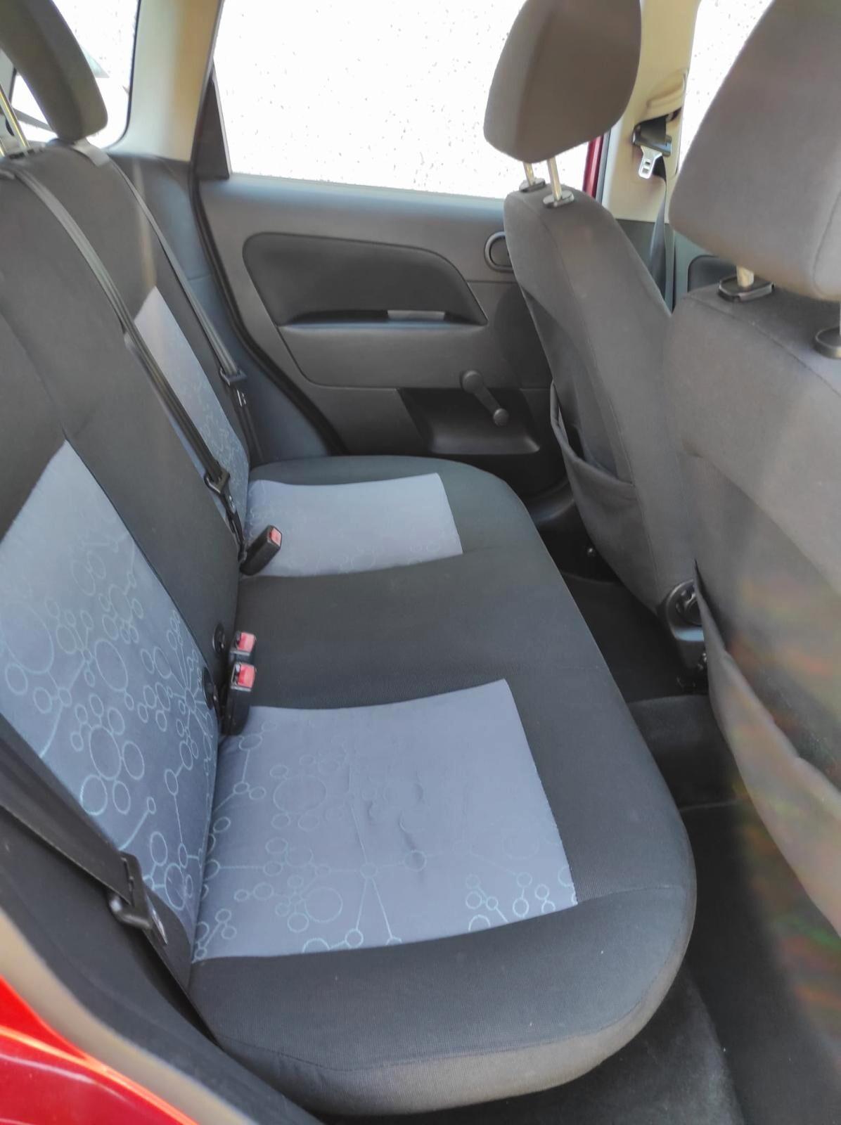 Ford Fiesta 1.2 16V 5p. Ghia