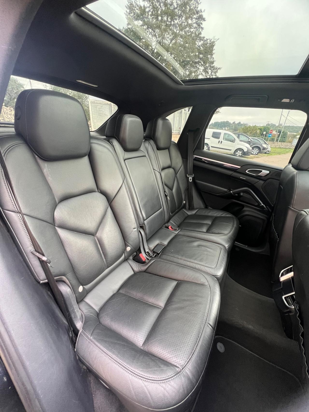 Porsche Cayenne 3.0 Diesel 262cv