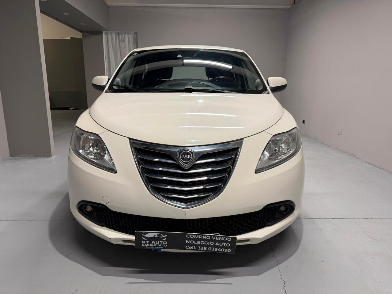 Lancia Ypsilon 1.2 69 CV 5 porte S&S Platinum