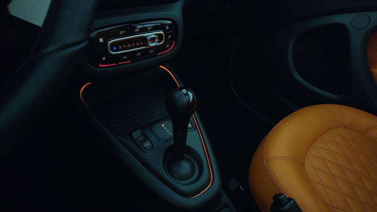 SMART Fortwo Cabrio eq suitegrey-grey 22kW