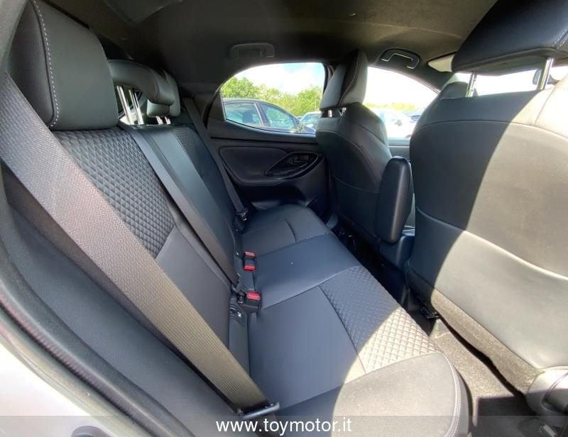 Toyota Yaris 4ª serie 1.5 Hybrid 5 porte Style