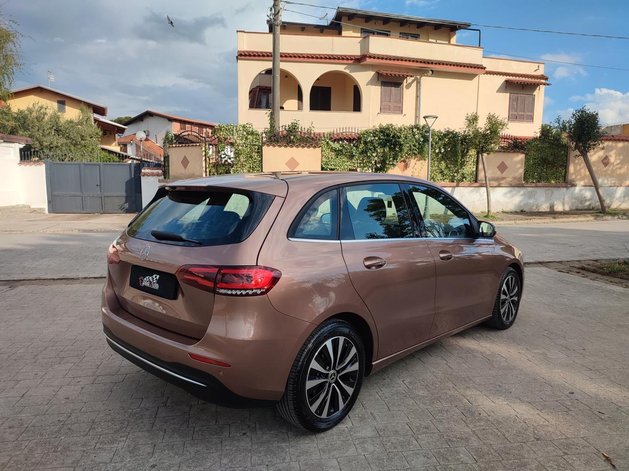 Mercedes-benz B 180 D 2.0 115 CV TELECAMERA NAVIGATORE INTERNI PELLE