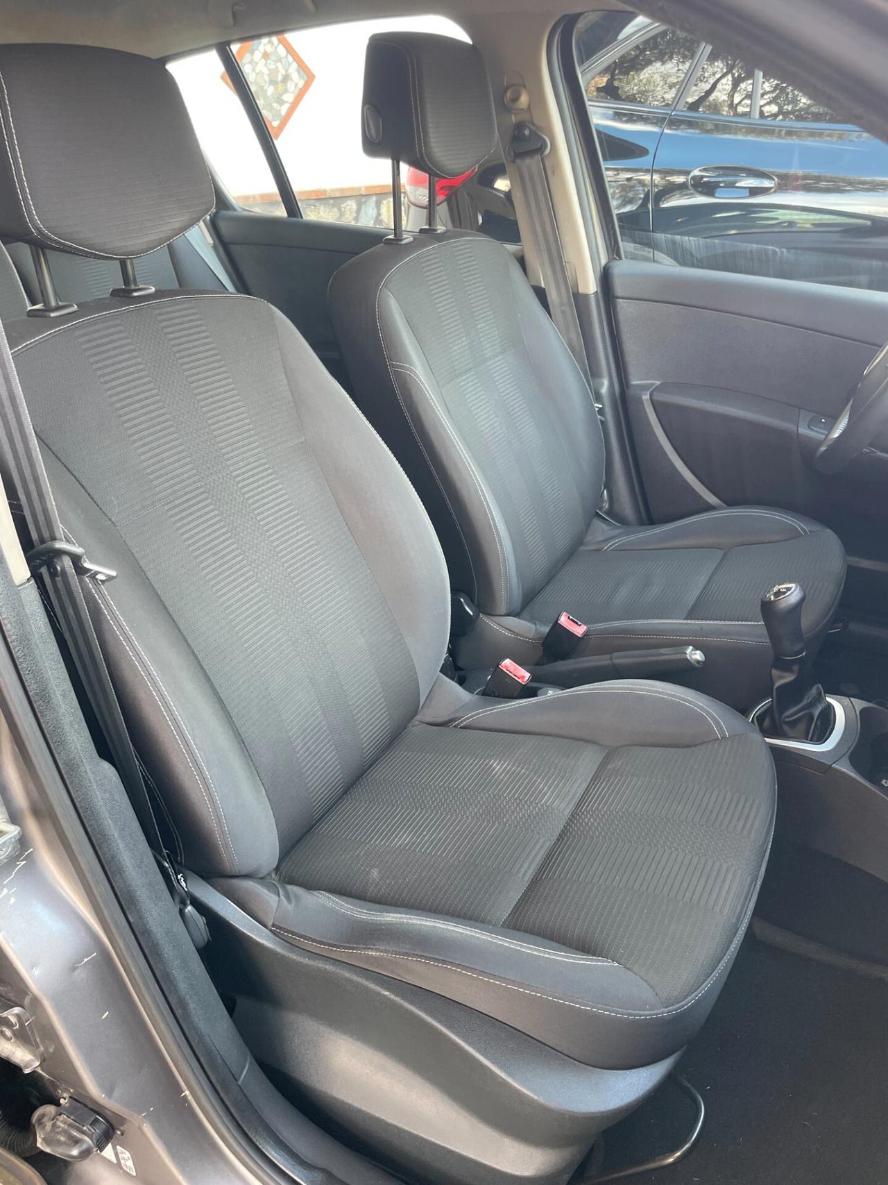 Renault Clio 1.2 5P Live! TAGLIAD DISTRIBUZIONE NEOPATENTATI