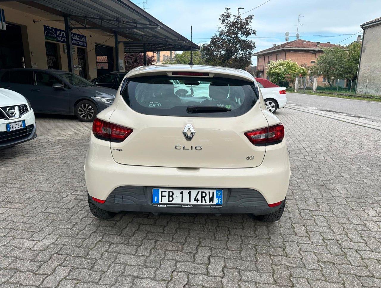 Renault Clio 5 Porte Clio 5p 1.5 dci energy s&s 75cv E6 OK NEOPATENTATO