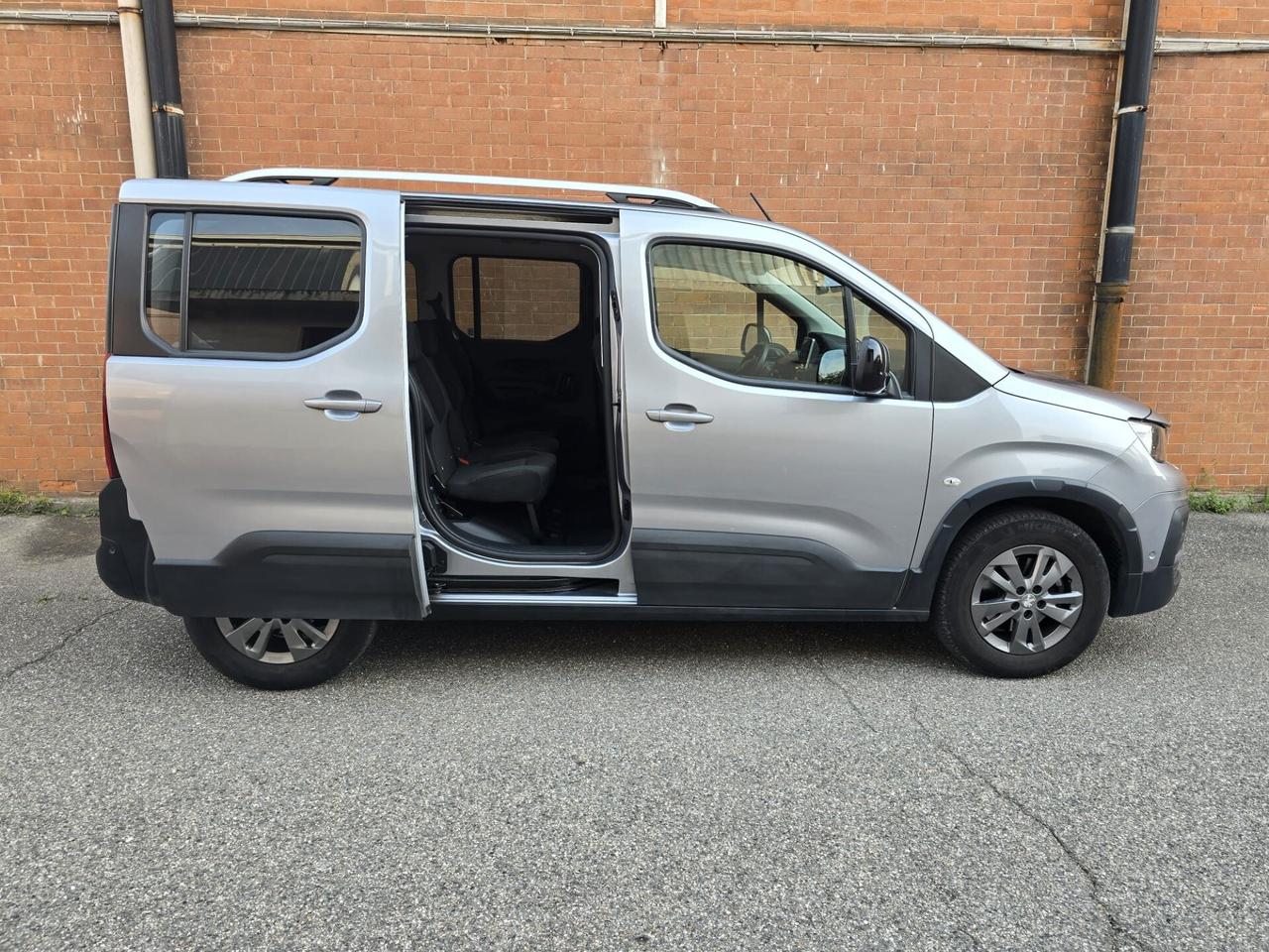 Peugeot Rifter Mix BlueHDi 130 S&S PC Allure Standard