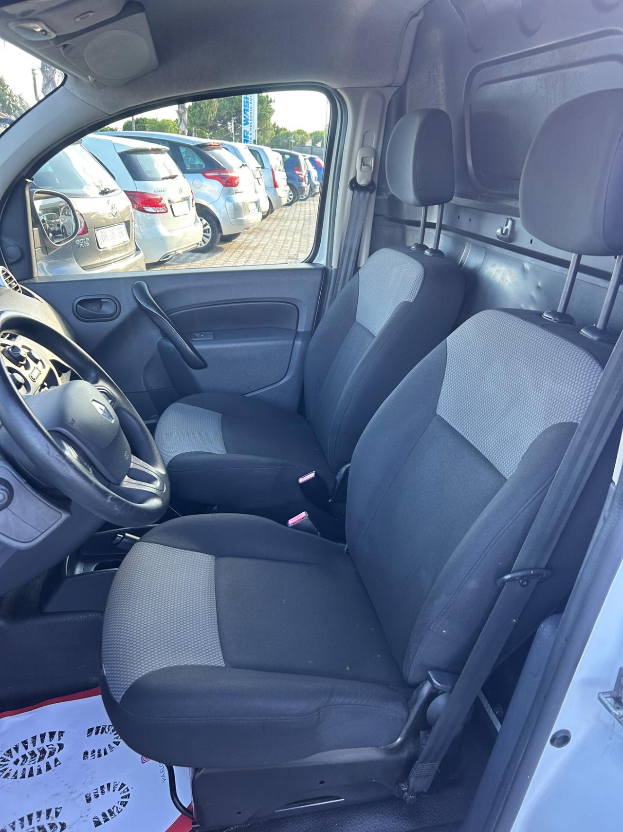 Renault Kangoo 1.5 dCi 90CV 5 porte Stop & Start Limited N1