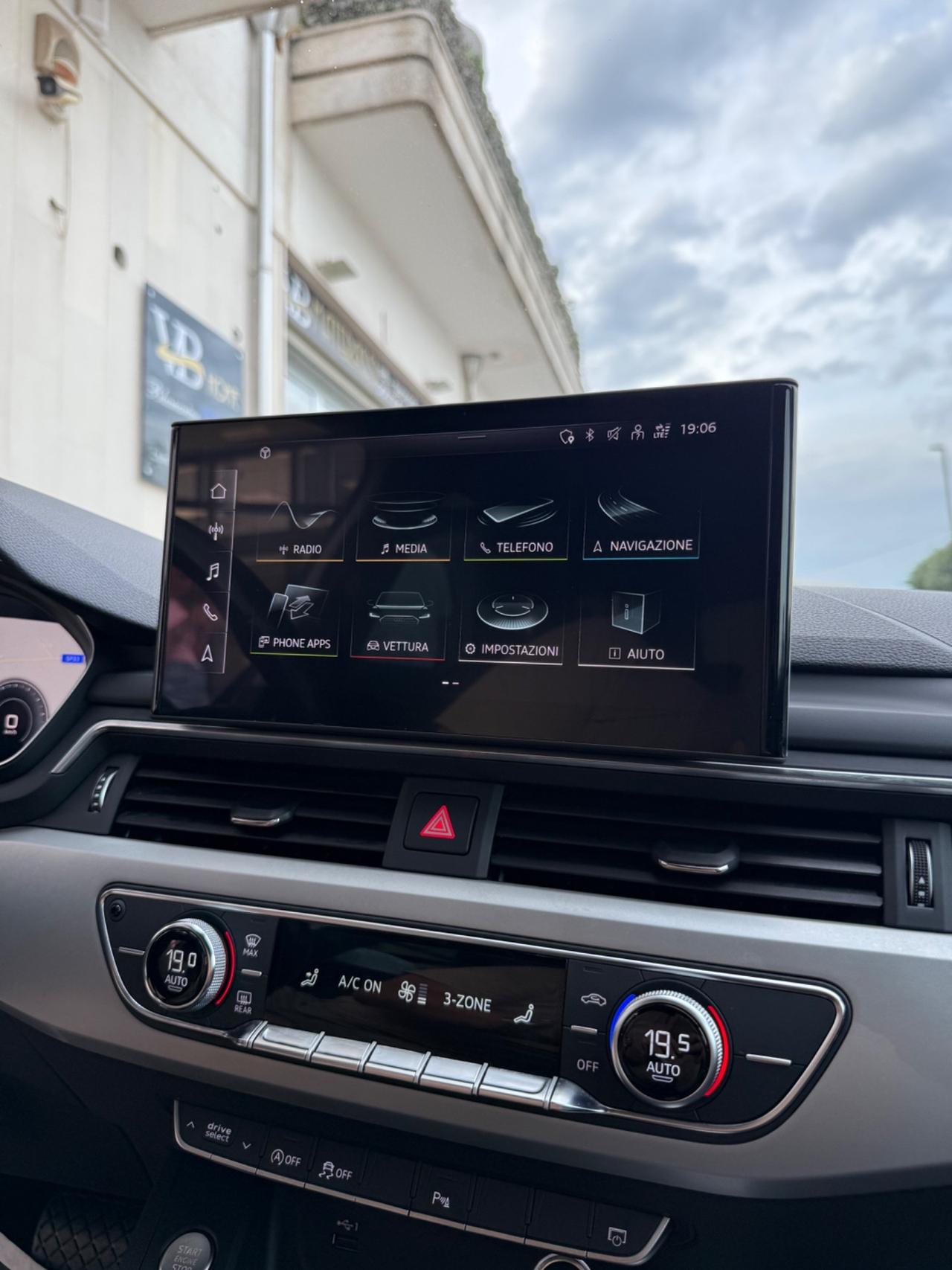 Audi A4 Avant 35 2.0 tdi mhev (DIESEL/ELETTRICA) s-tronic VIRTUALCOCKPIT,NAVIGATORE,FARO MATRIX