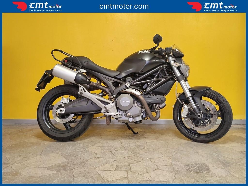 Ducati Monster 696 - 2012