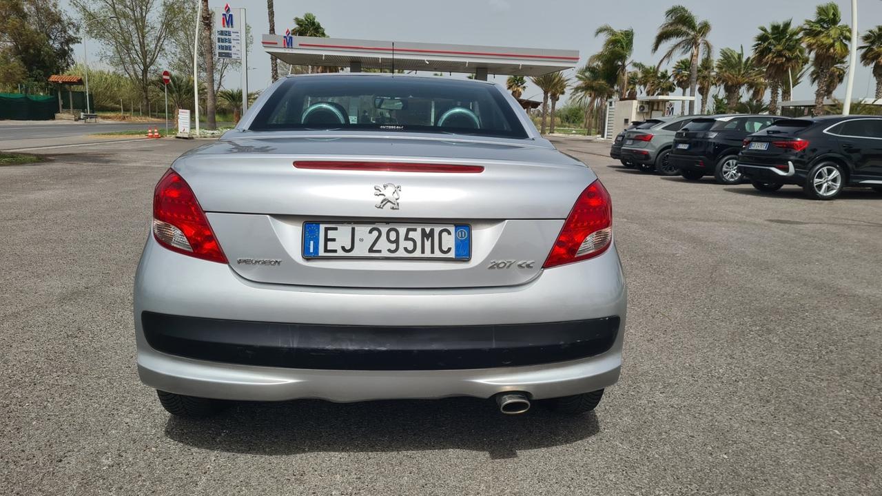 Peugeot 207 1.6 8V HDi 112CV CC Sweet Years