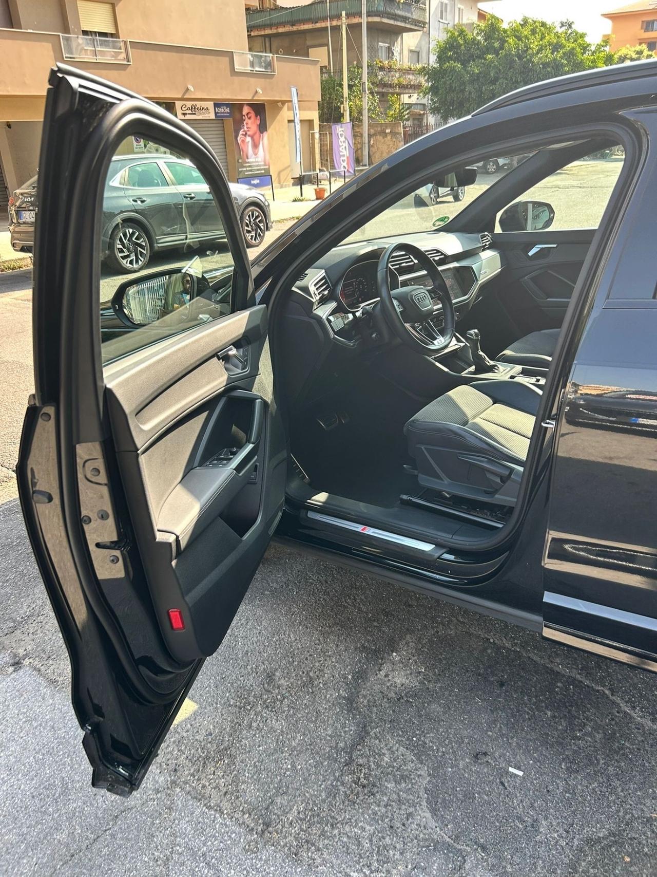 Audi Q3 35 TDI S tronic line edition