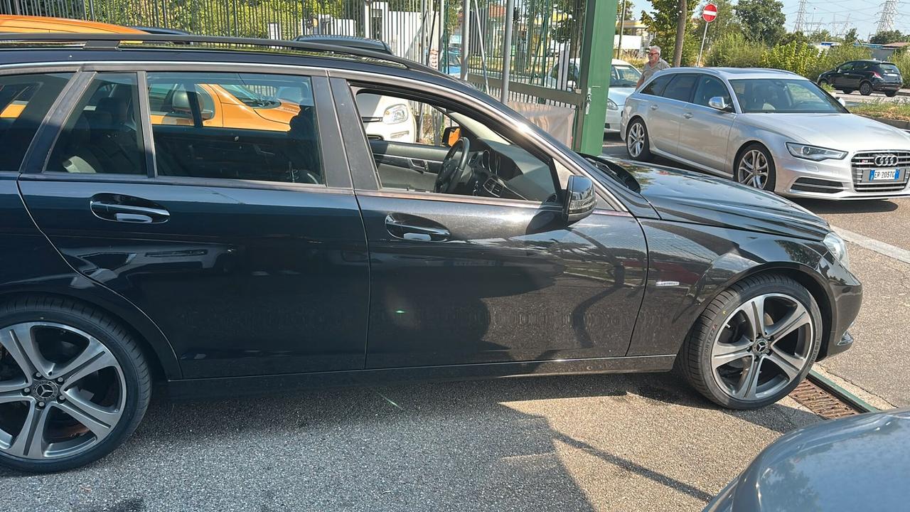 Mercedes-benz C 200 CDI BlueEFFICIENCY Avantgarde