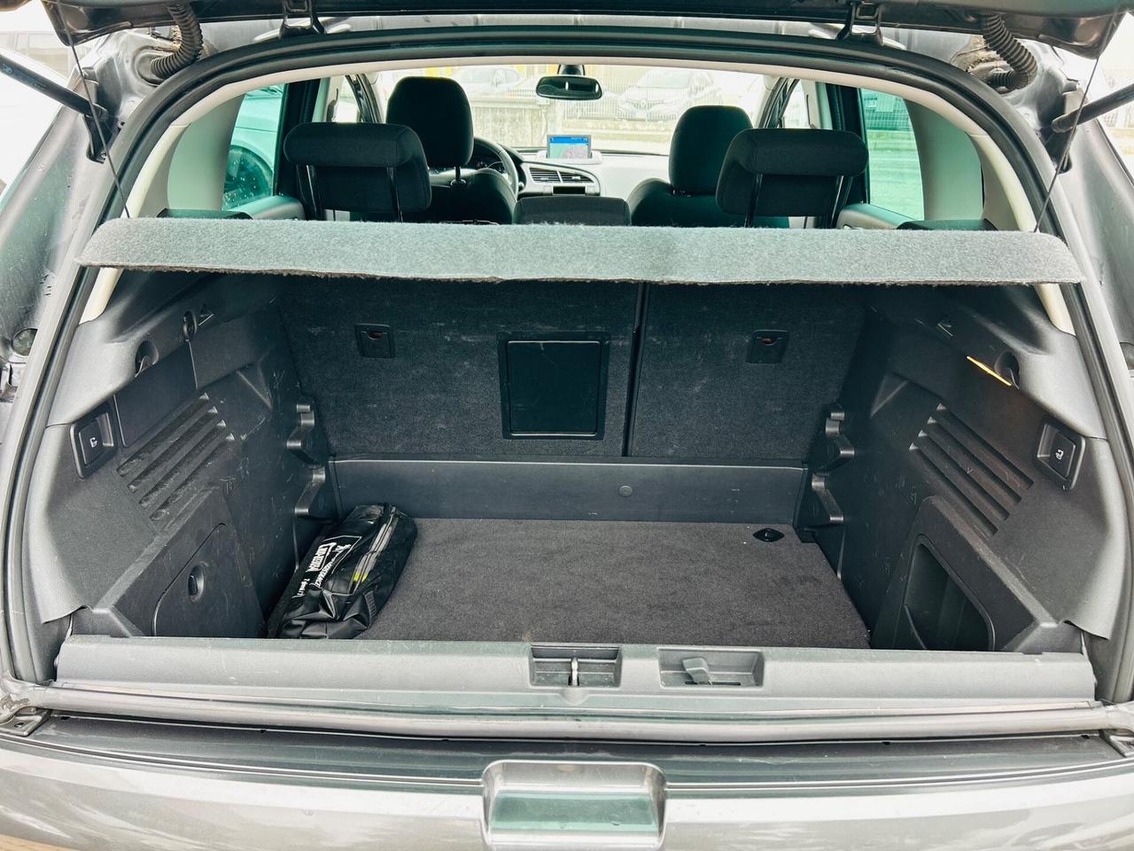 Peugeot 3008 BlueHDi 120 SeS Crossway