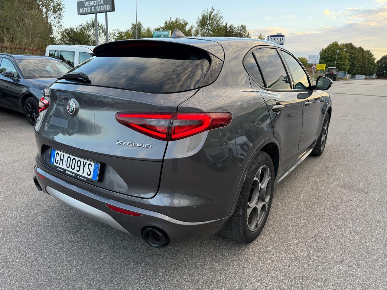 Alfa Romeo Stelvio 2.2 210 CV AT8 Q4 Ti