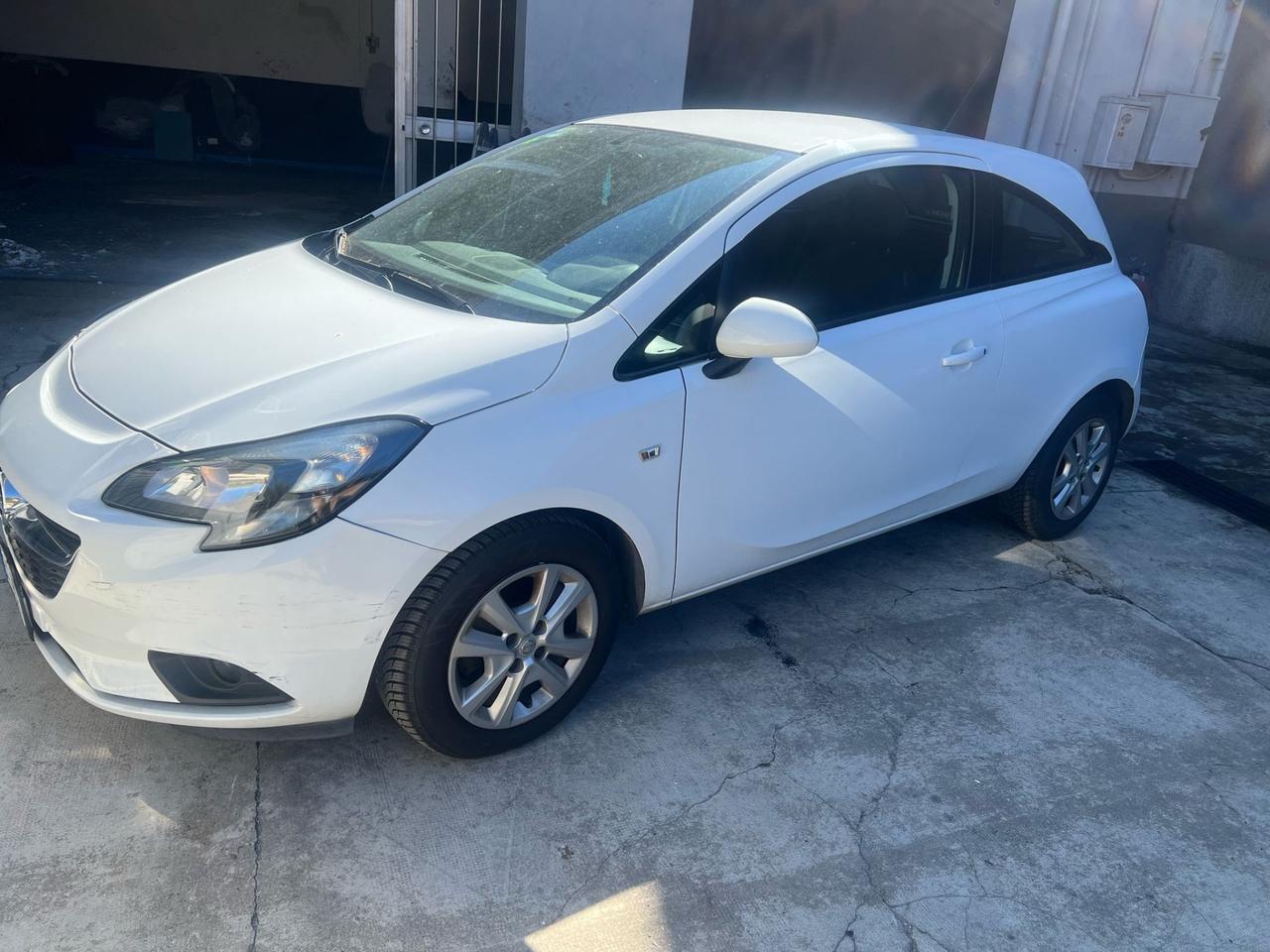 Opel Corsa 1.2 5 porte Edition